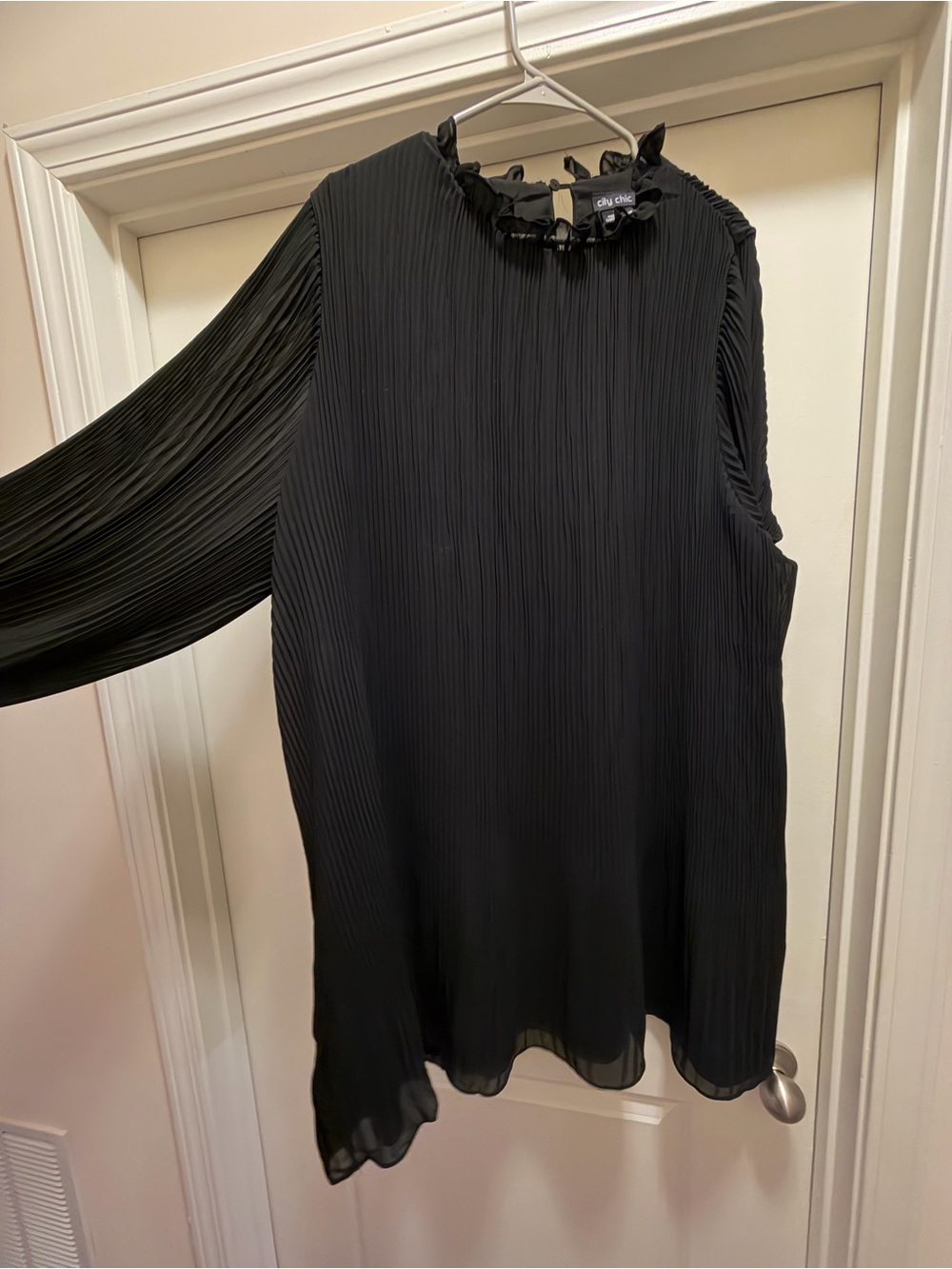 Alfani Black Pleated Cold-Shoulder Ruffle-Neck Blouse